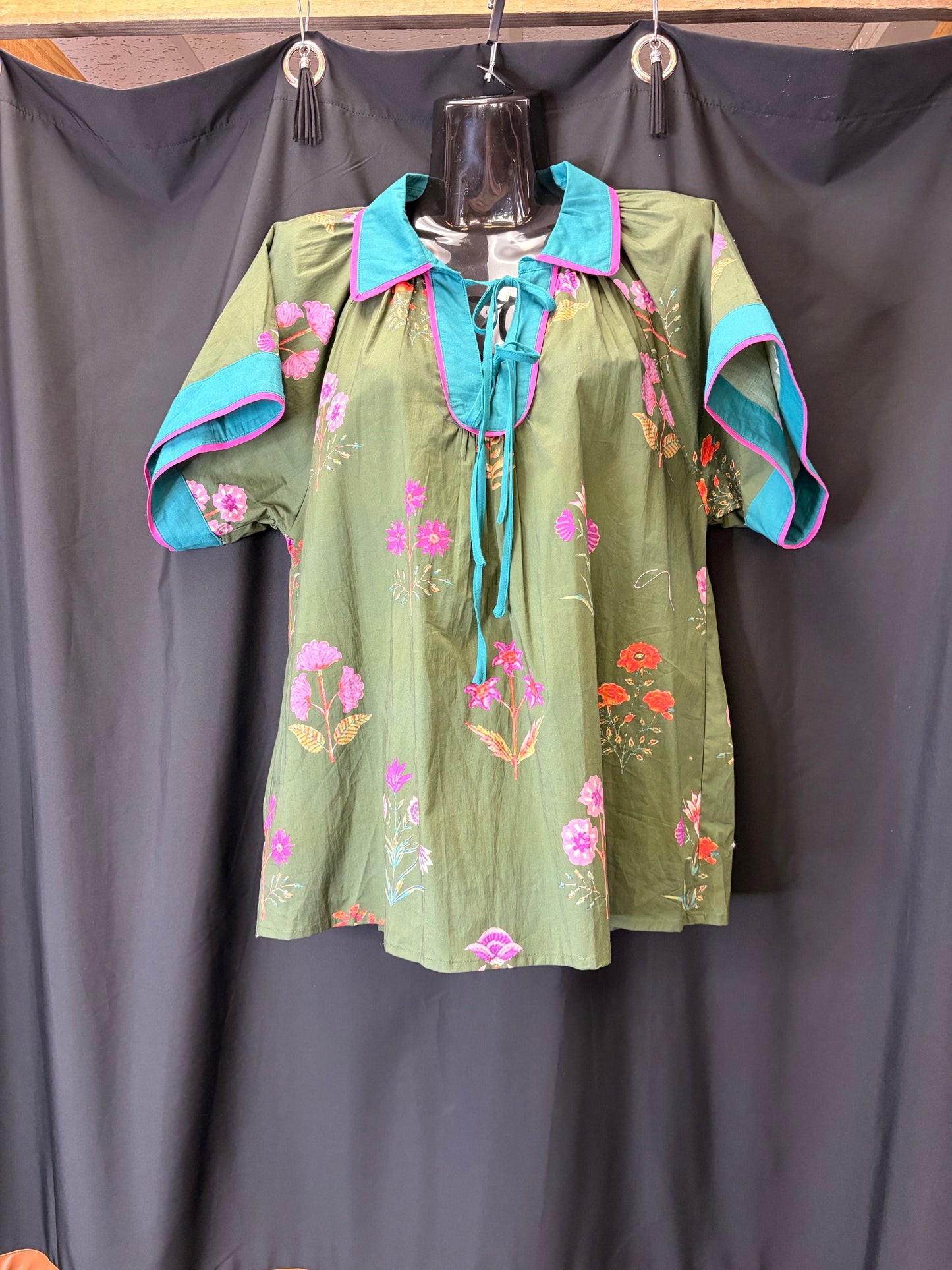 Petal Paradise top