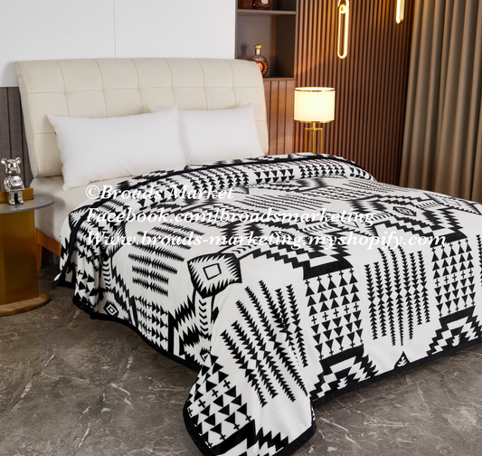 Daryn Black & White Aztec Super Plush Blanket