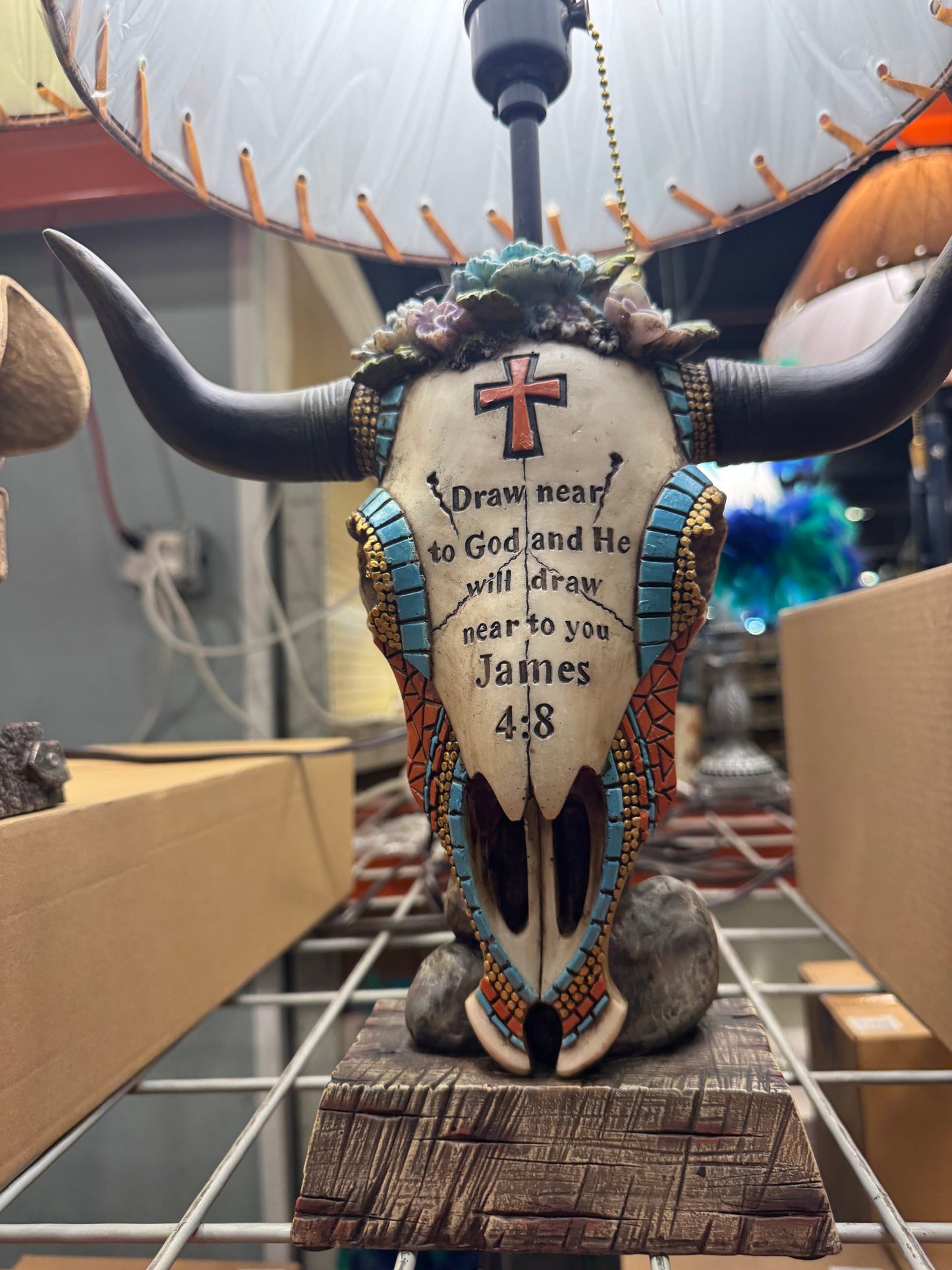 RA54098 James 4:8 Cowskull Lamp