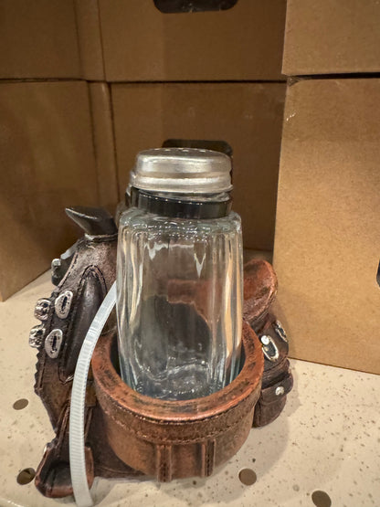 Saddle Salt & Pepper Shaker Set