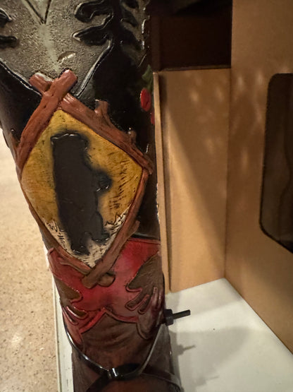 RA4149 Black Bear Boot Vase