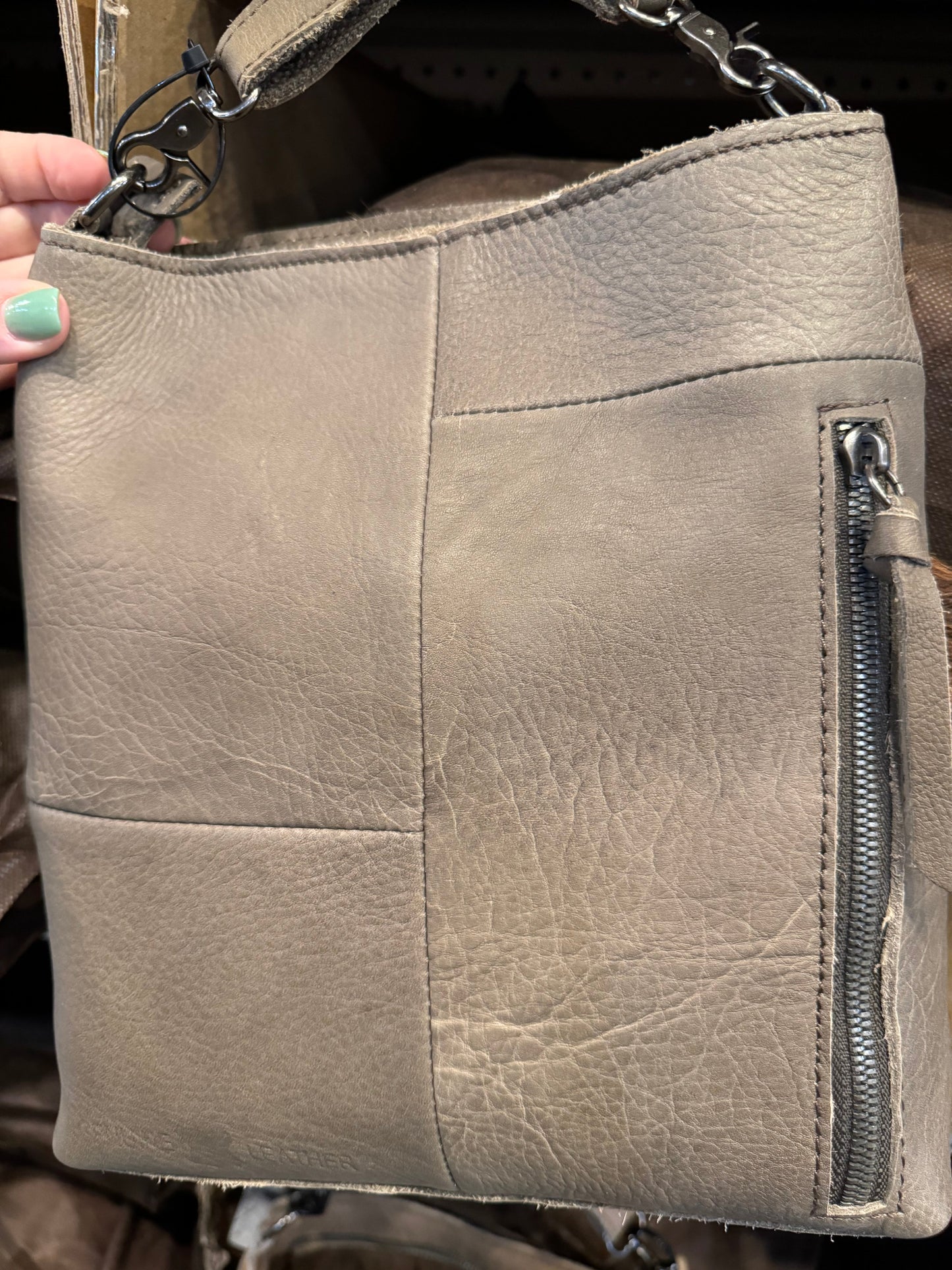 Front Zip Cowhide Tooled Purse BA2828