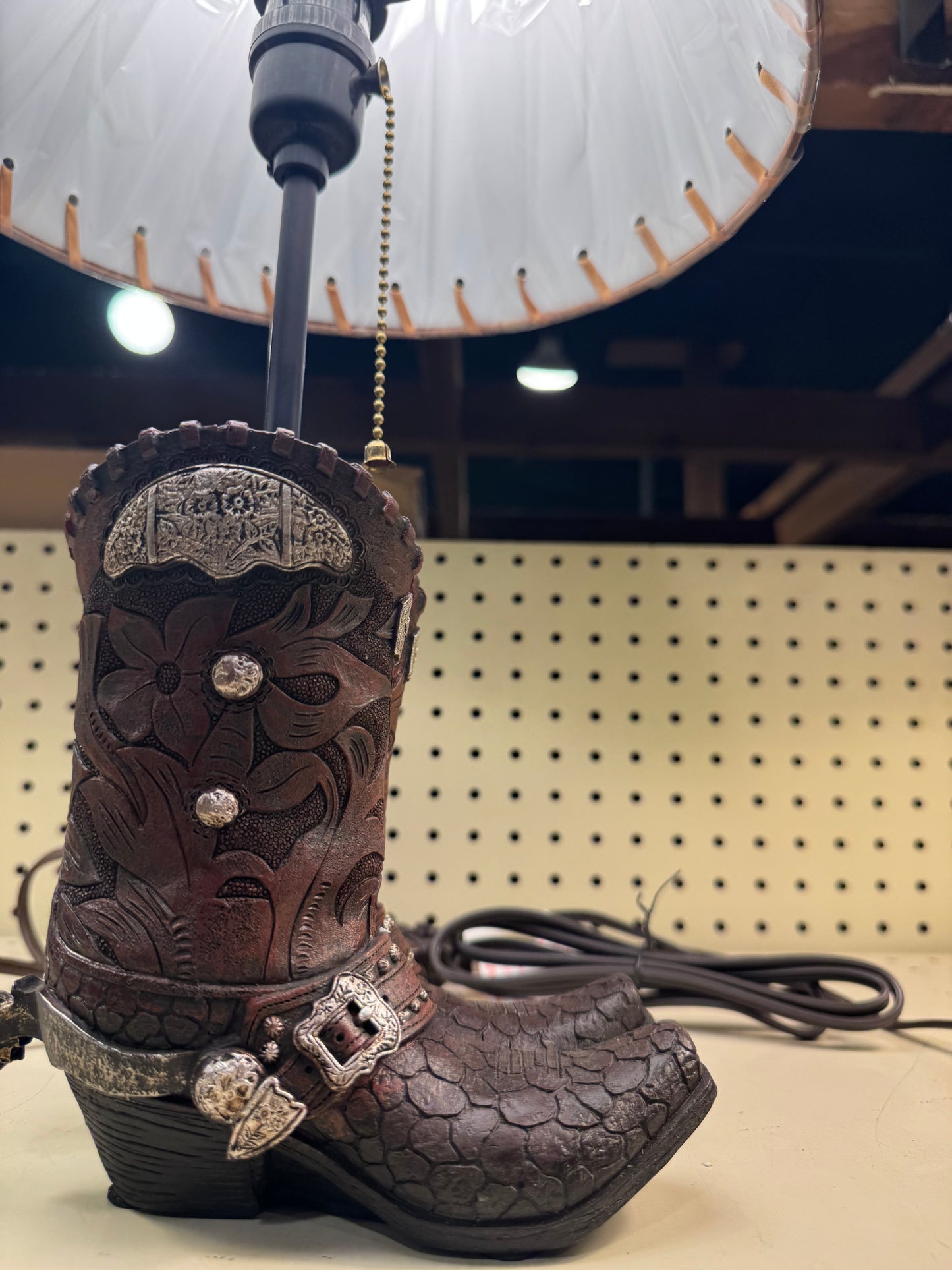 RA54094 Silver Detail Boot Lamp