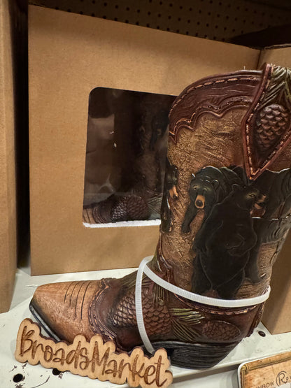 RA7571 Black Bear Acorn Boot Vase