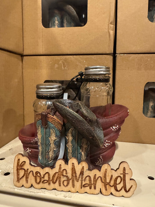 RA7591 Cowboy Hat & Boots Salt & Pepper Shaker Set