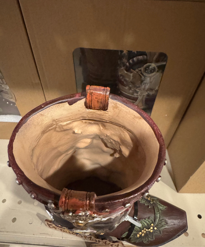 RA7359 US Eagle Boot Vase