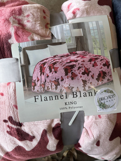 Scarlett Red & Pink Cow Print Super Plush Blanket