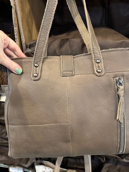 Tooled Floral Cowhide Handbag Purse BA2824