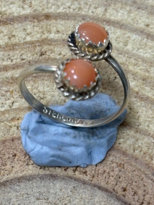 Esther White Navajo Handmade SS Pink Conch Adjustable Ring
