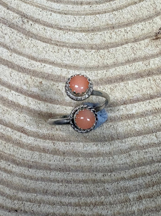 Esther White Navajo Handmade SS Pink Conch Adjustable Ring