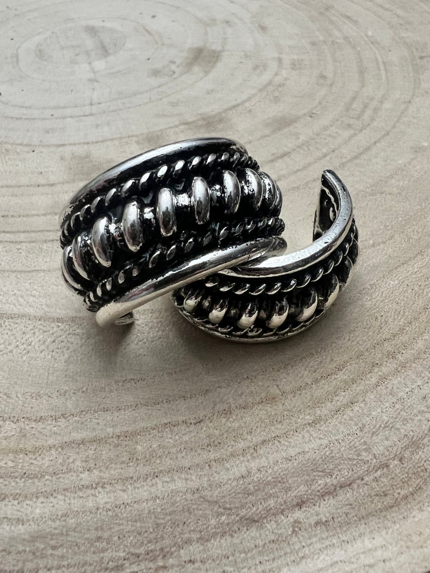 Large Western Twisted Wire Fashion Silver Hoop Earring
