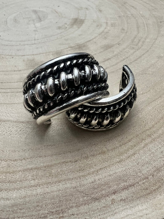 Large Western Twisted Wire Fashion Silver Hoop Earring