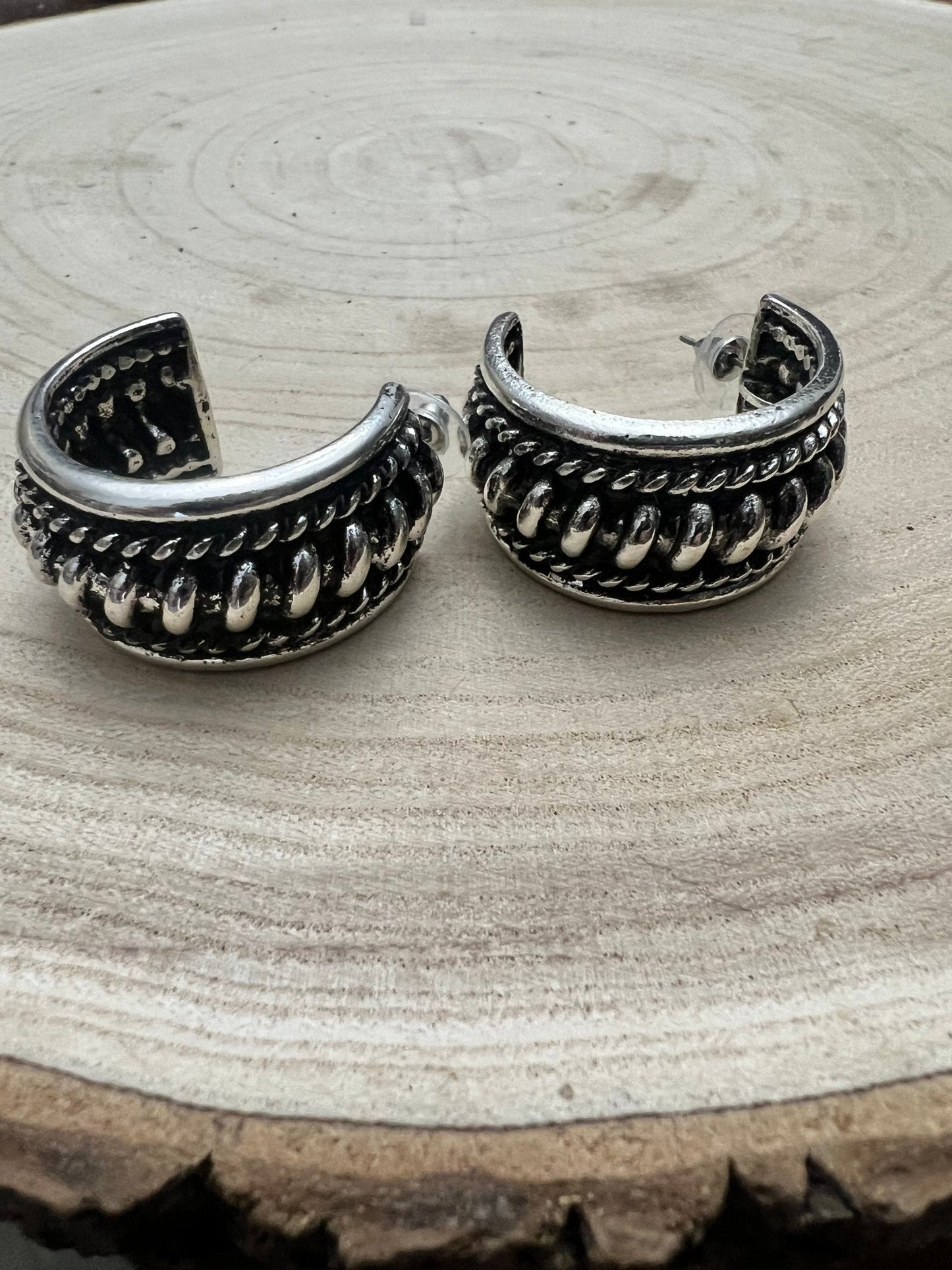 Large Western Twisted Wire Fashion Silver Hoop Earring