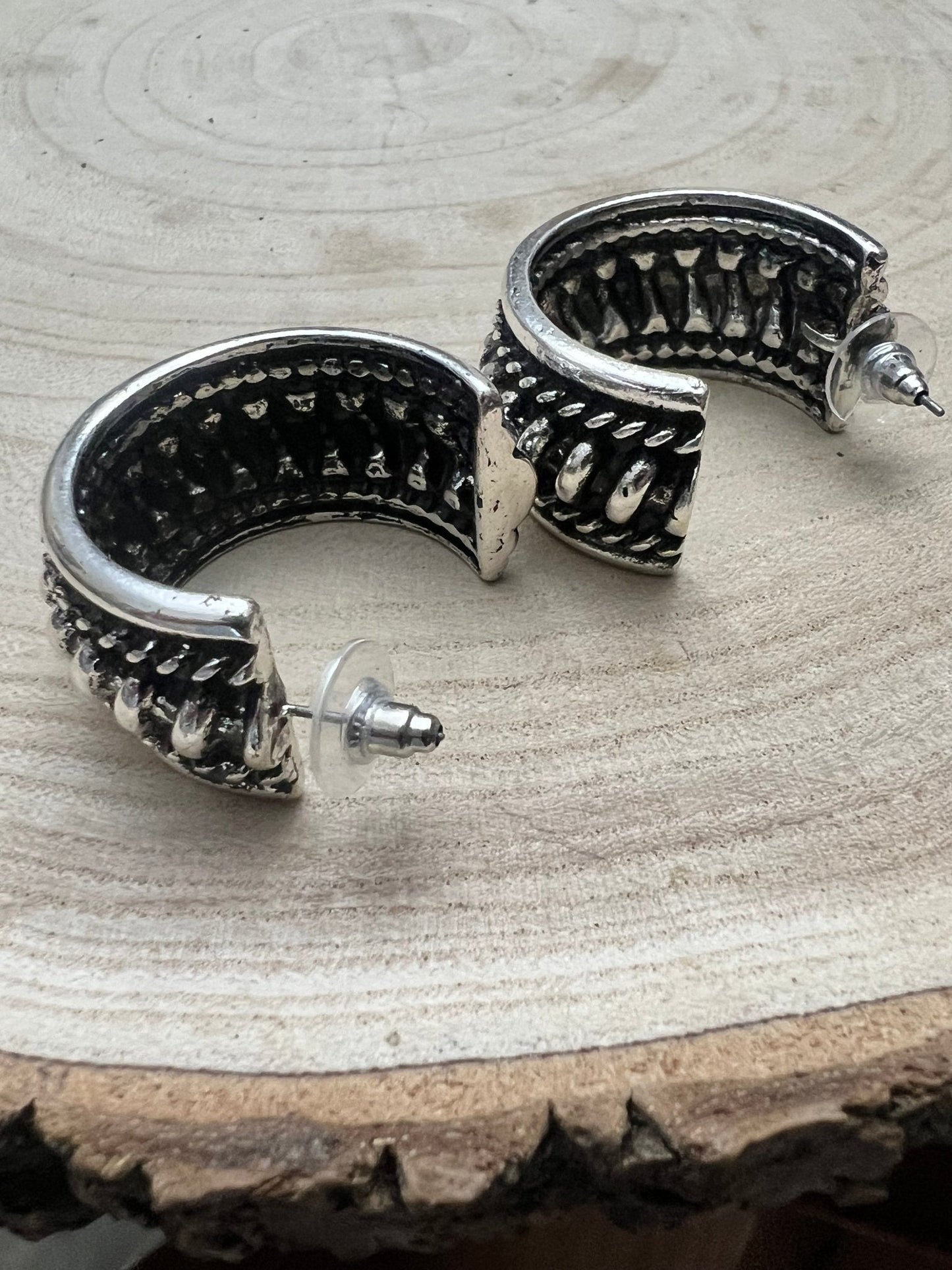 Large Western Twisted Wire Fashion Silver Hoop Earring